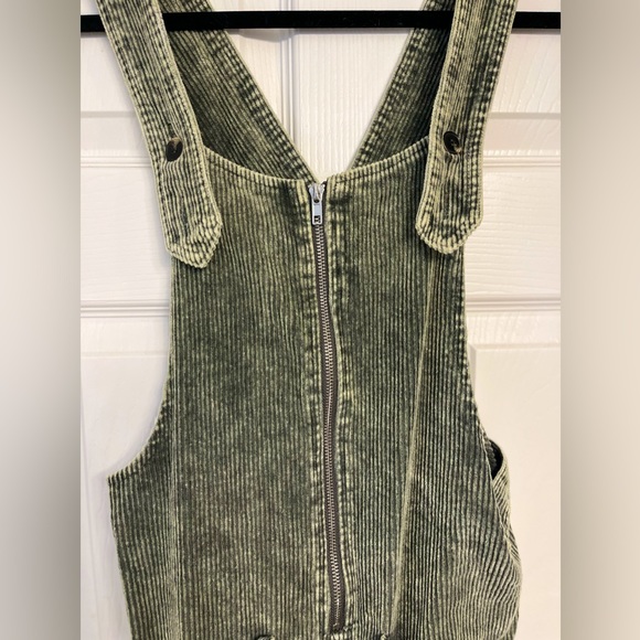 Olive green corduroy overall dress w/ pockets & front zipper; size small; new - Picture 1 of 6